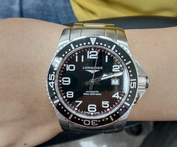 台中流當手錶拍賣 二手極新 原裝LONGINES 浪琴 黑水鬼 不鏽鋼 自動 男錶 喜歡價可議 ZR479
